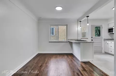 Living - 5035 Willnet Dr, Cincinnati, OH 45238 photo 4 of 5