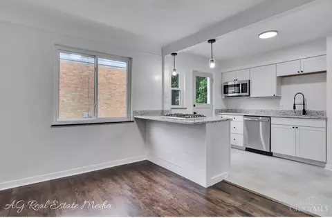 Kitchen - 5035 Willnet Dr, Cincinnati, OH 45238 photo 1 of 5