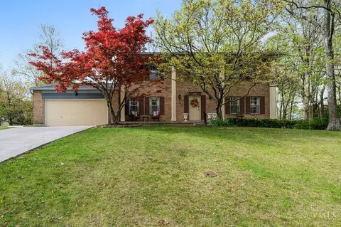 7492 Whitehall Cir, West Chester, OH 45069