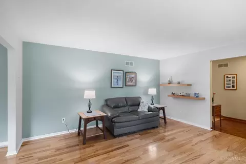 1709 White Birch Ln, Amelia, OH 45102 photo 7