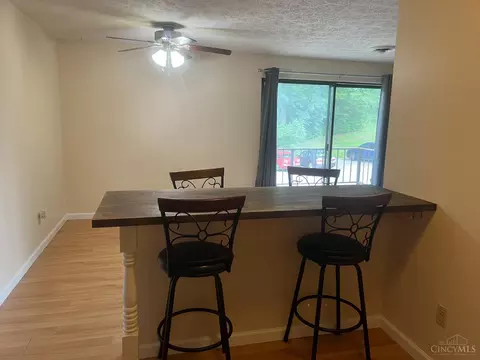 Dining - 6582 Hearne Rd, Cincinnati, OH 45248 photo 1 of 1