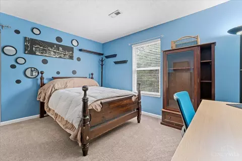 1202 Beargrass Way, Hamilton Township, OH 45039 photo 18