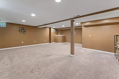 1202 Beargrass Way, Hamilton Township, OH 45039 photo 28