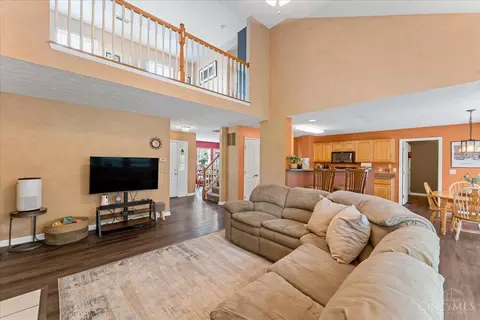 1202 Beargrass Way, Hamilton Township, OH 45039 photo 6