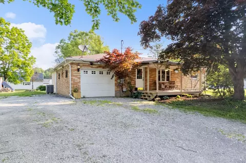 251 Carlier St, Fayetteville, OH 45118