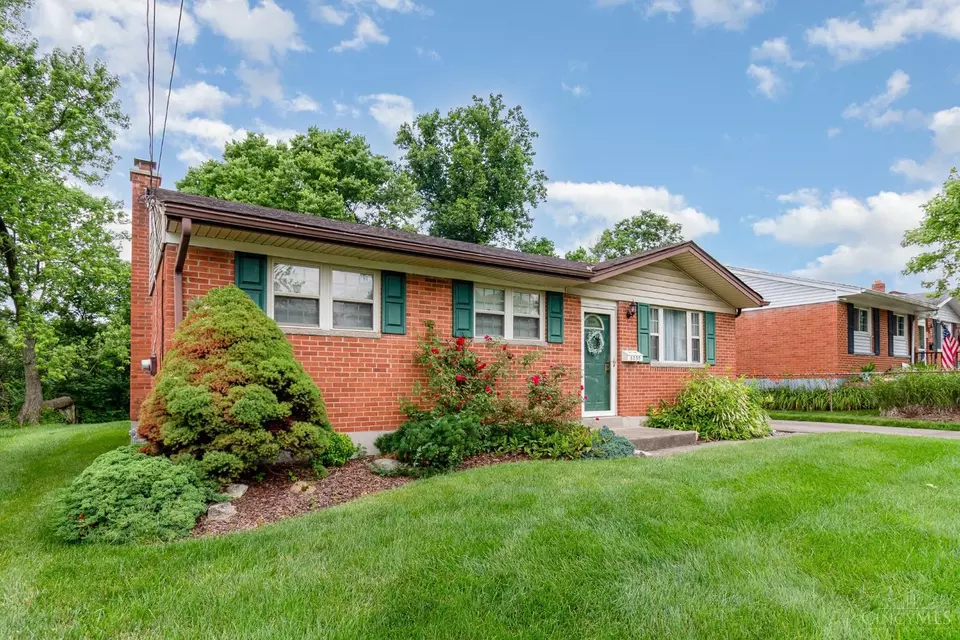 Exterior - 4355 Valence Dr, Cincinnati, OH 45238 photo 2 of 4