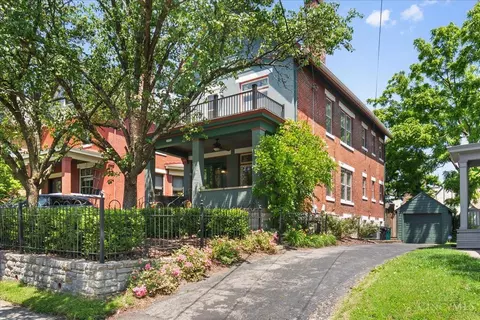 Exterior - 2455 Fairview Ave, Cincinnati, OH 45219 photo 3 of 12