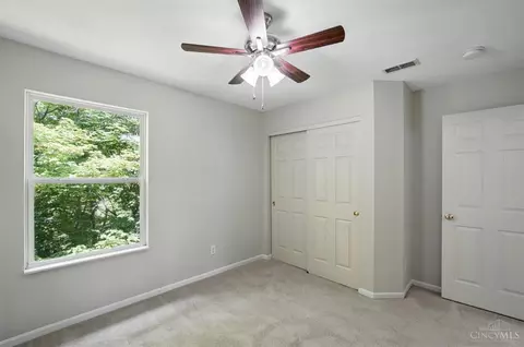 9633 Fallsridge Ct, Cincinnati, OH 45231 photo 27