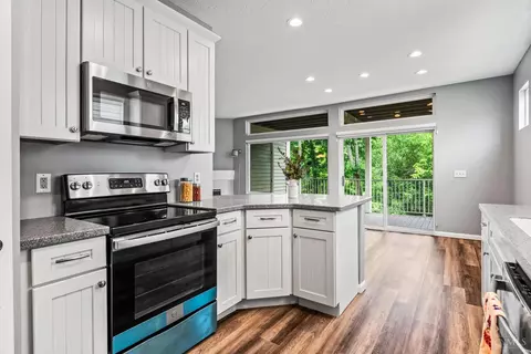 Kitchen - 7825 Ramble Vw, Cincinnati, OH 45231 photo 1 of 4