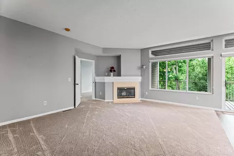 Living - 7825 Ramble Vw, Cincinnati, OH 45231 photo 1 of 5