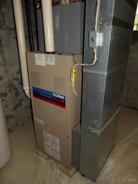 Other - 1057 Gilsey Ave, Cincinnati, OH 45205 photo 8 of 12