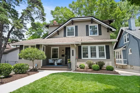 3720 Aylesboro Ave, Cincinnati, OH 45208