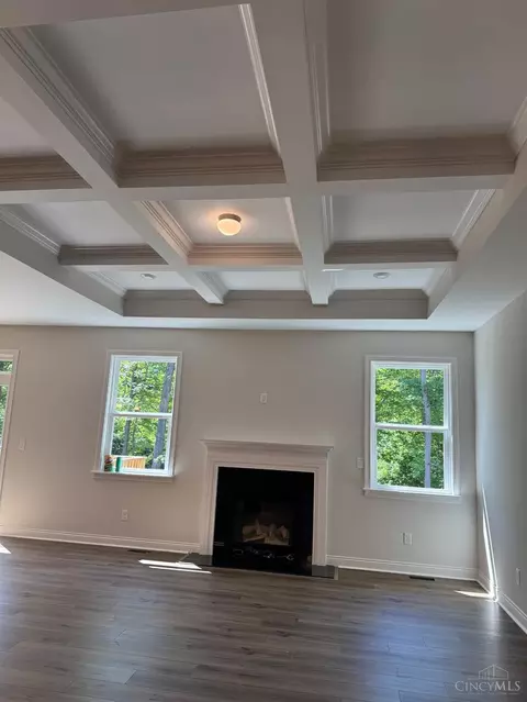 985 Crestpoint Ct, Cincinnati, OH 45245 photo 3