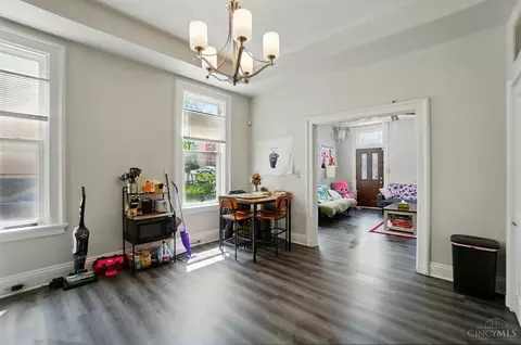 300 Emming St, Cincinnati, OH 45219 photo 7