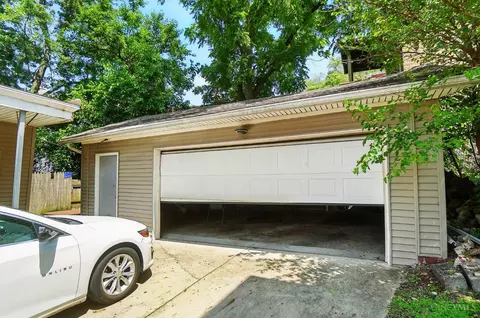 300 Emming St, Cincinnati, OH 45219 photo 30
