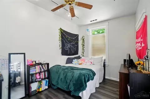 300 Emming St, Cincinnati, OH 45219 photo 14