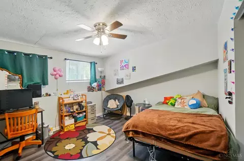 300 Emming St, Cincinnati, OH 45219 photo 22