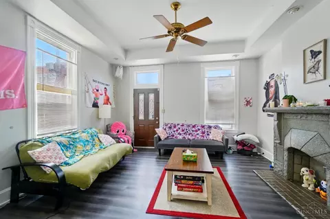 300 Emming St, Cincinnati, OH 45219 photo 3