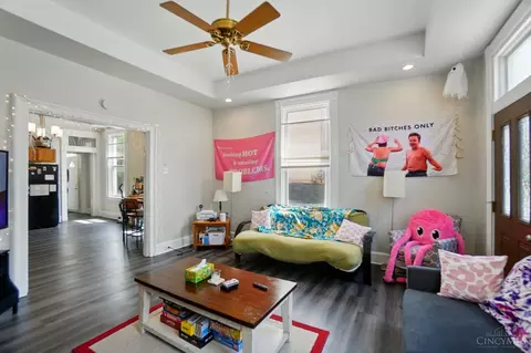 300 Emming St, Cincinnati, OH 45219 photo 4