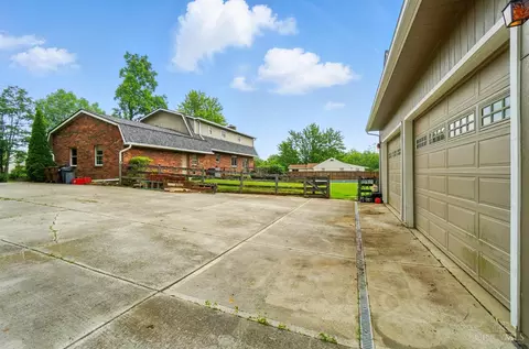 8385 Dimmick Rd, West Chester, OH 45241 photo 42