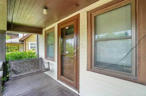Exterior - 212 Atkinson St, Cincinnati, OH 45219 photo 2 of 13