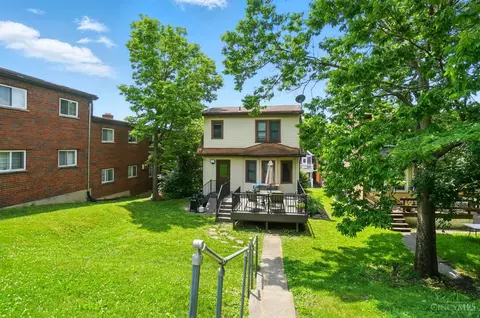 Exterior - 212 Atkinson St, Cincinnati, OH 45219 photo 9 of 13