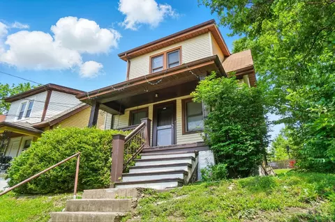 212 Atkinson St, Cincinnati, OH 45219