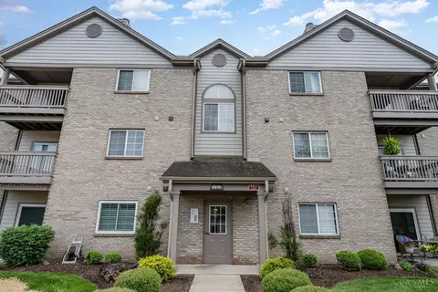 8515 Breezewood Ct, West Chester, OH 45069