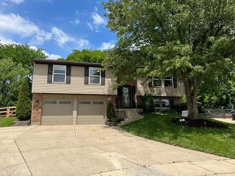 219 Assisiknoll Ct, Cincinnati, OH 45238