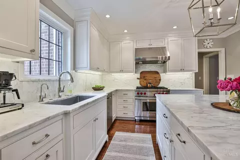 5 Observatory Hl, Cincinnati, OH 45208 photo 18