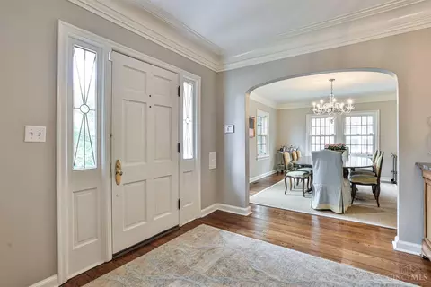 5 Observatory Hl, Cincinnati, OH 45208 photo 4