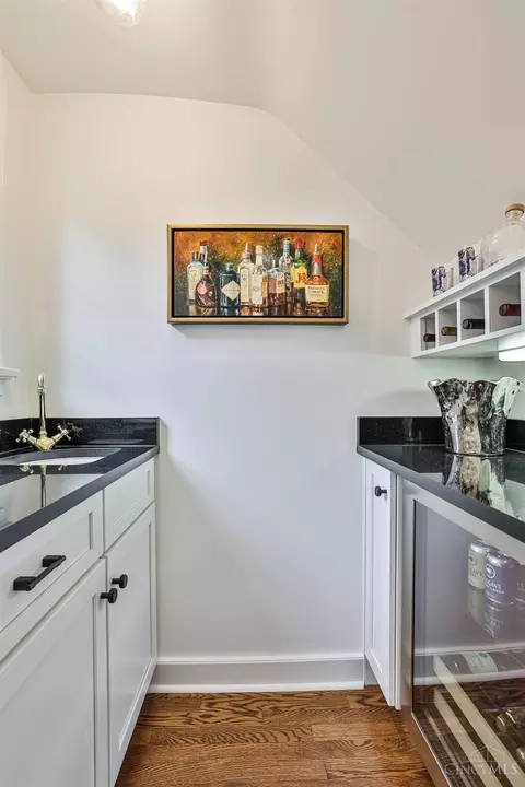 5 Observatory Hl, Cincinnati, OH 45208 photo 37