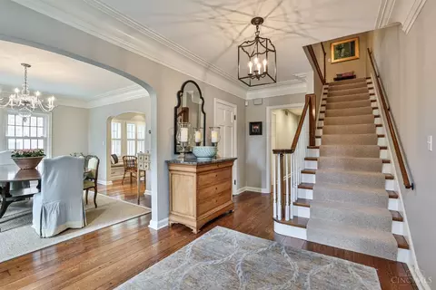 5 Observatory Hl, Cincinnati, OH 45208 photo 3