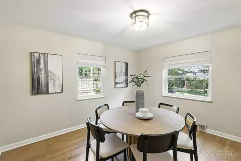 Dining - 1503 Wittekind Ter, Cincinnati, OH 45224 photo 1 of 3