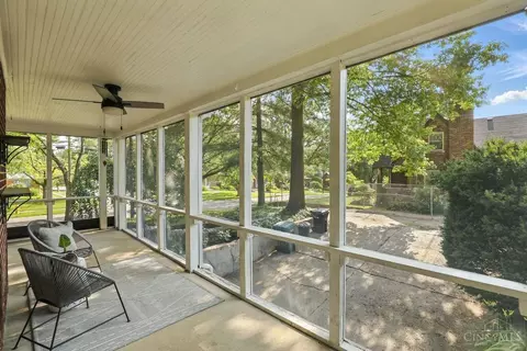 Exterior - 1503 Wittekind Ter, Cincinnati, OH 45224 photo 5 of 10