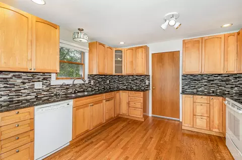 Kitchen - 755 Jarole Dr, Cincinnati, OH 45245 photo 1 of 4