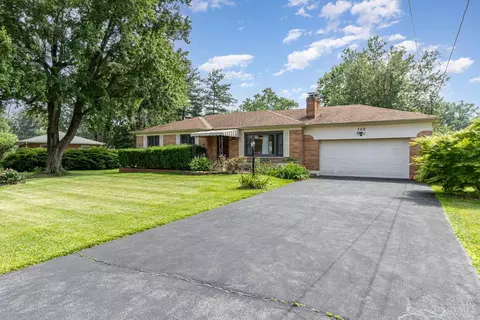 Exterior - 755 Jarole Dr, Cincinnati, OH 45245 photo 3 of 9