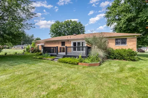 Exterior - 755 Jarole Dr, Cincinnati, OH 45245 photo 7 of 9