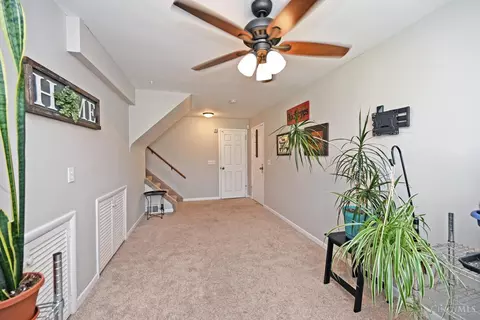 Entry Way - 8810 Eldora Dr, Cincinnati, OH 45236 photo 1 of 1