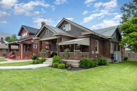 6832 Plainfield Rd, Silverton, OH 45236 photo 2