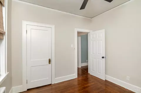 6832 Plainfield Rd, Silverton, OH 45236 photo 20