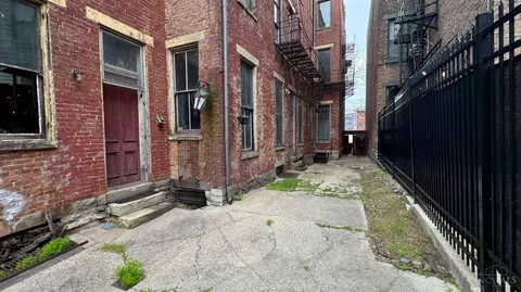 Exterior - 217 Ninth St, Cincinnati, OH 45202 photo 4 of 4