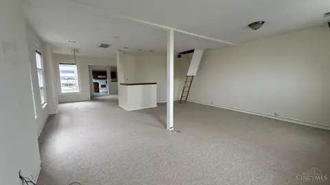 Living - 217 Ninth St, Cincinnati, OH 45202 photo 6 of 6