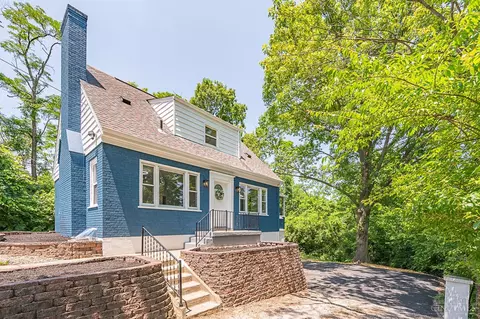 1712 Holden St, Cincinnati, OH 45214
