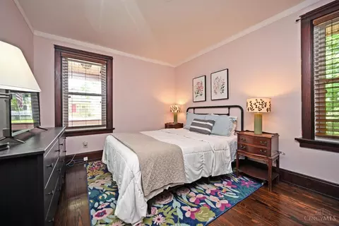 Bedroom - 3908 Watterson Rd, Fairfax, OH 45227 photo 1 of 5