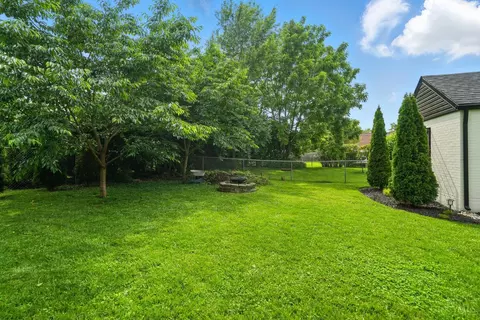 Exterior - 316 Dorothy Ln, Kettering, OH 45419 photo 11 of 14