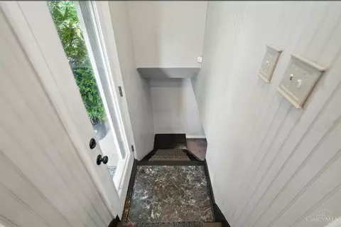Entry Way - 316 Dorothy Ln, Kettering, OH 45419 photo 1 of 2