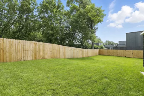 Exterior - 110 Circle Dr, Mason, OH 45040 photo 11 of 14