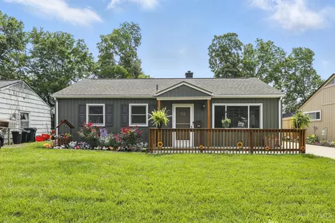 Exterior - 110 Circle Dr, Mason, OH 45040 photo 4 of 14