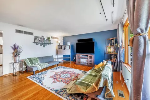 2985 Bailey Ave, Cincinnati, OH 45248 photo 6